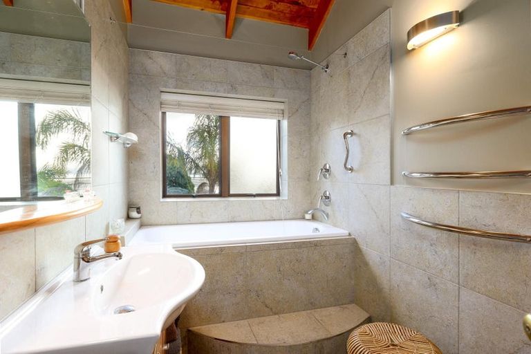 Photo of property in 51 Brooklands Road, Atawhai, Nelson, 7010