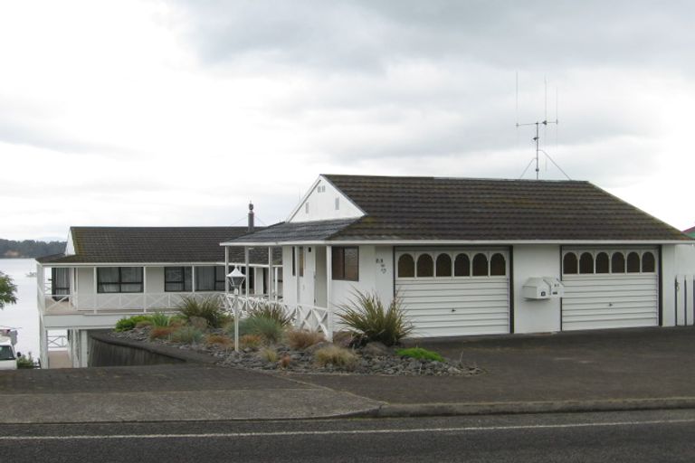 Photo of property in 83 Omokoroa Road, Omokoroa, 3114