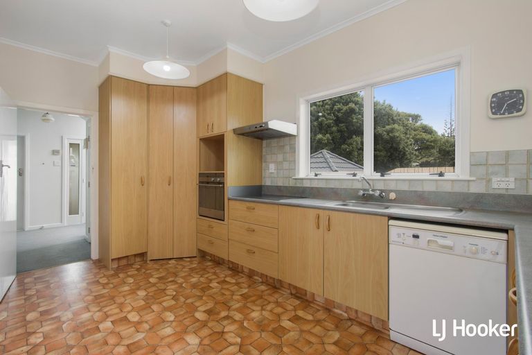 Photo of property in 24 Leo Street, Waihi Beach, 3611