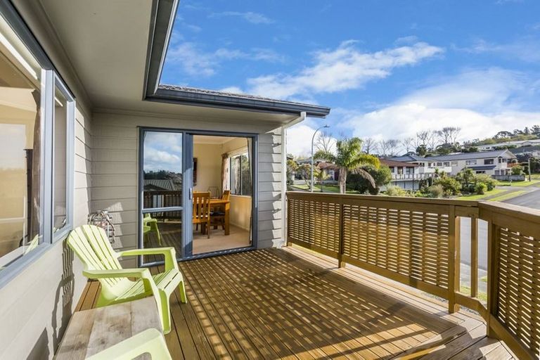 Photo of property in 12 Governor Grey Road, Snells Beach, 0920