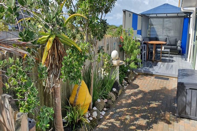 Photo of property in 130 Bream Bay Drive, Ruakaka, 0116