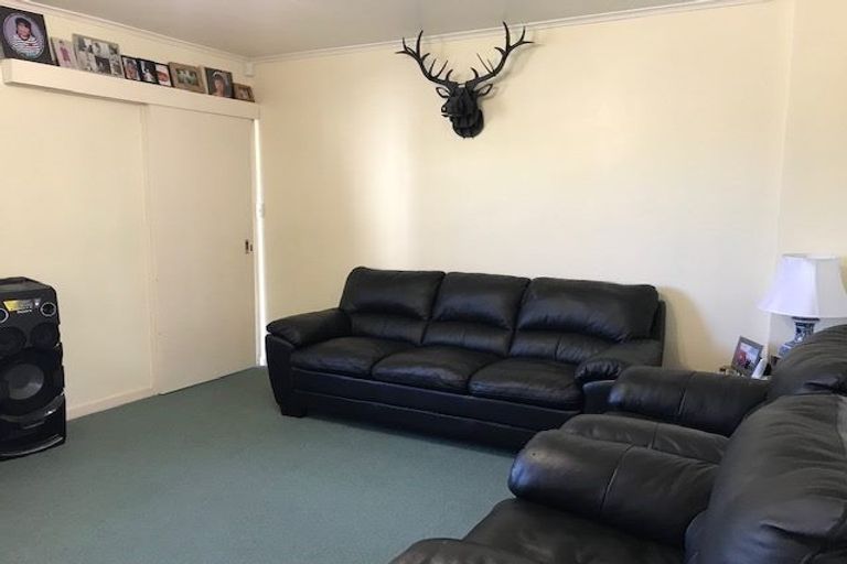 Photo of property in 71 Heaphy Street, Blockhouse Bay, Auckland, 0600