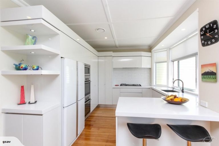 Photo of property in 117 Pendarves Street, New Plymouth, 4312