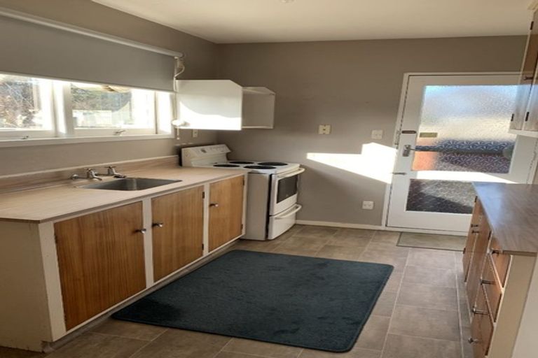 Photo of property in 1/118 Breezes Road, Avondale, Christchurch, 8061