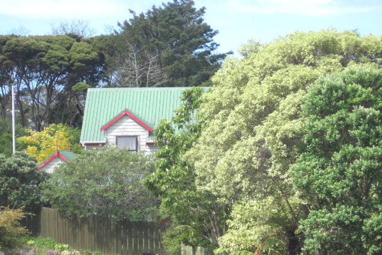 Photo of property in 1/9 Antrim Grove, Bayview, Auckland, 0629