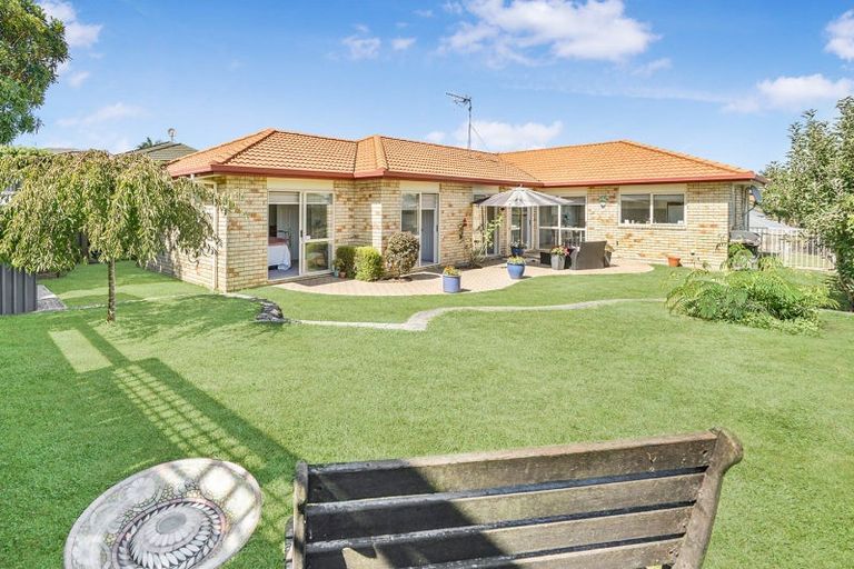 Photo of property in 36 Pointon Glade, Grandview Heights, Hamilton, 3200