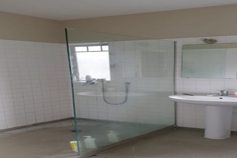 Photo of property in 9 Rimu Road, Mangere Bridge, Auckland, 2022