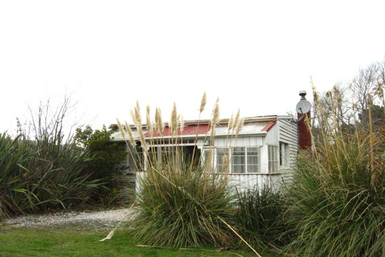 Photo of property in 6 Poto Street, Aramoana, Port Chalmers, 9082