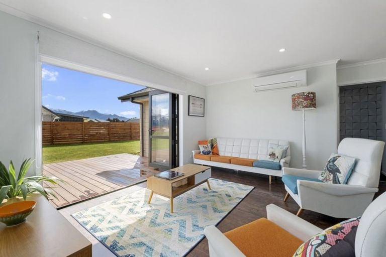 Photo of property in 6 Avalanche Place, Wanaka, 9305