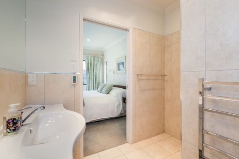 Photo of property in 25b Chambers Street, Havelock North, 4130