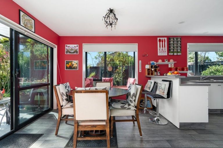 Photo of property in 8 Lordship Place, Templeton, Christchurch, 8042