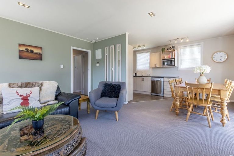 Photo of property in 20 Runuku Grove, Turangi, 3334