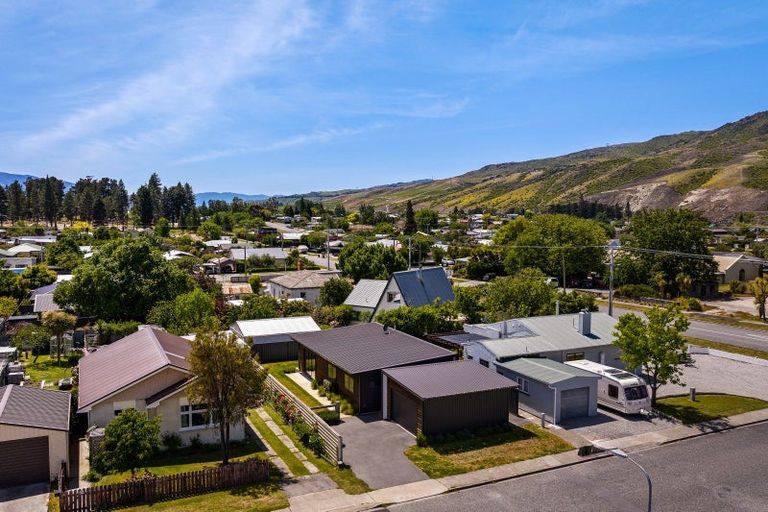 Photo of property in 43a Melmore Terrace, Cromwell, 9310