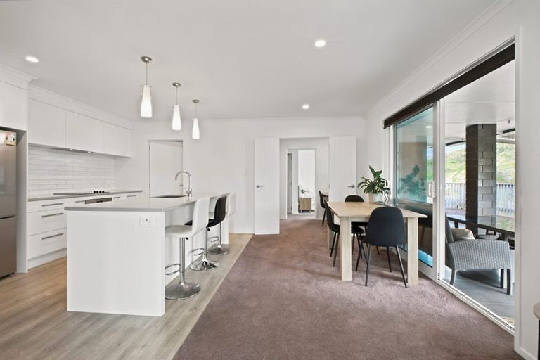 Photo of property in 11 Bob Carter Place, Welcome Bay, Tauranga, 3175