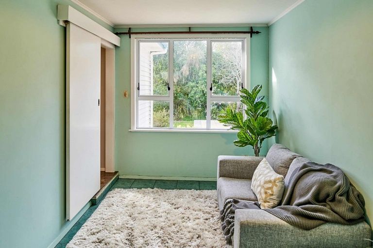 Photo of property in 18 Wyndrum Avenue, Waterloo, Lower Hutt, 5011