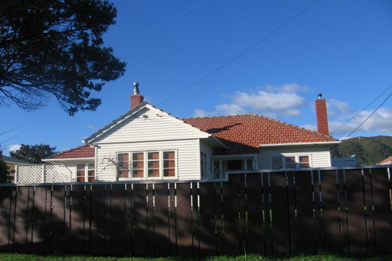 Photo of property in 23 Vincent Street, Waterloo, Lower Hutt, 5011