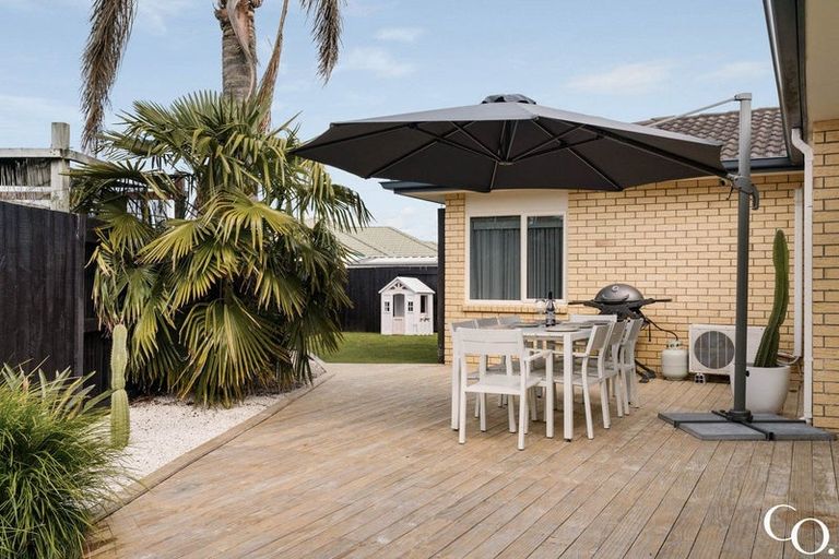 Photo of property in 11 Clydesdale Close, Papamoa Beach, Papamoa, 3118