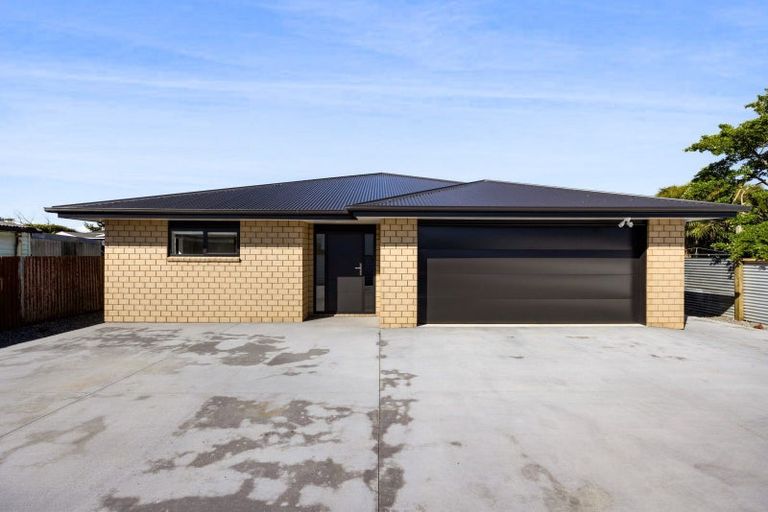 Photo of property in 7 Egmont Street, Hawera, 4610