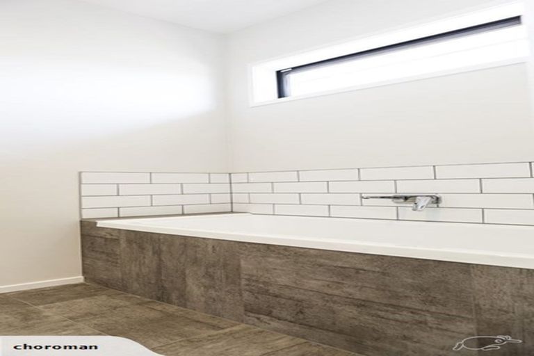 Photo of property in 16 Stace Hopper Drive, One Tree Point, 0118