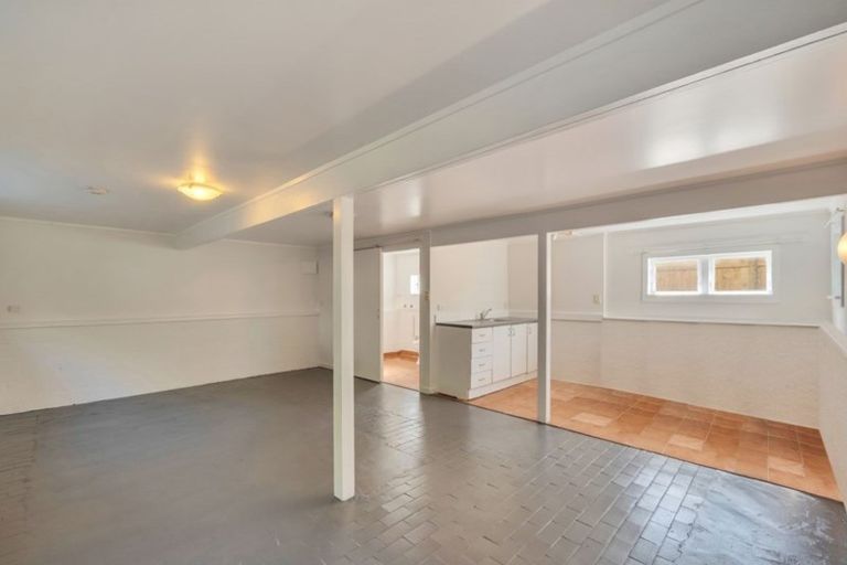 Photo of property in 1/49 Fairclough Road, Beach Haven, Auckland, 0626