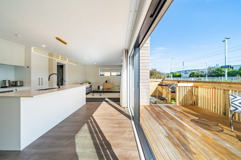 Photo of property in 74e Seddon Street, Wallaceville, Upper Hutt, 5018