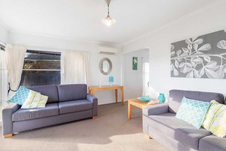 Photo of property in 24 Pembroke Street, Avondale, Christchurch, 8061