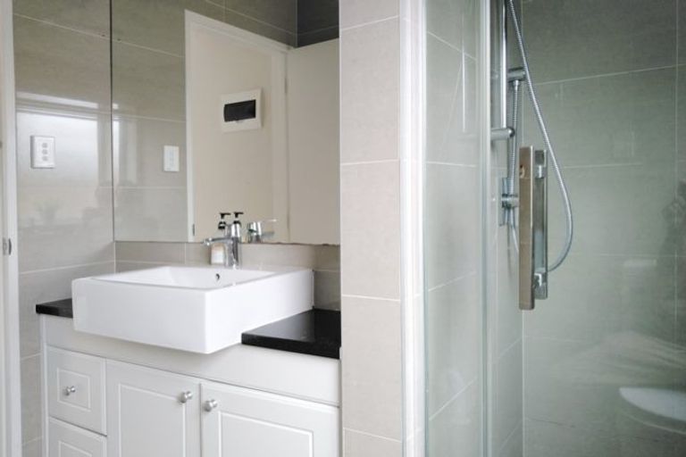 Photo of property in 11 Ballindrait Drive, Flat Bush, Auckland, 2019