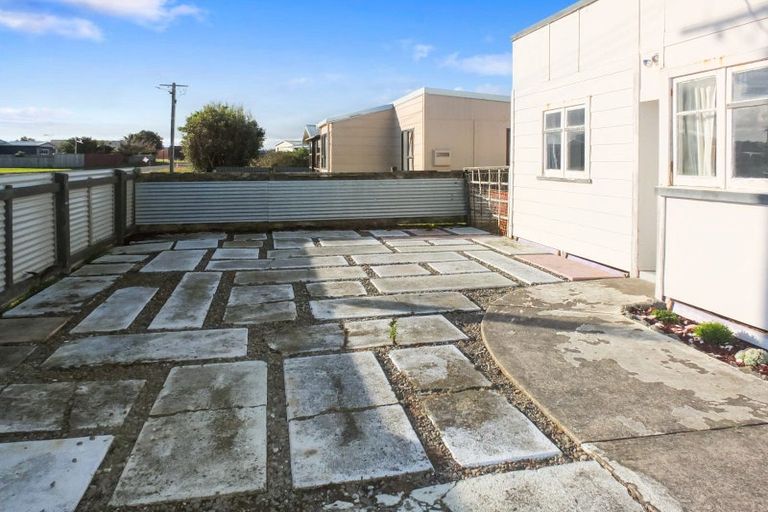 Photo of property in 11 Thomas Place, Foxton Beach, Foxton, 4815
