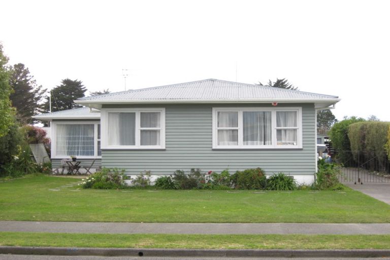Photo of property in 19 Balliol Avenue, Pirimai, Napier, 4112
