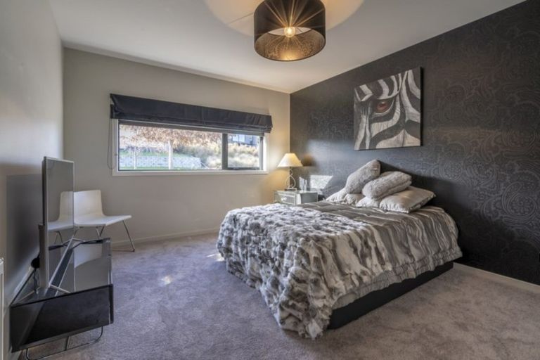 Photo of property in 3 Westview Road, Wanaka, 9305