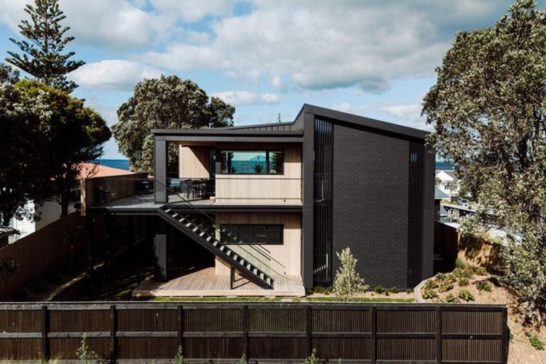 Photo of property in 105 Dillon Street, Waihi Beach, 3611