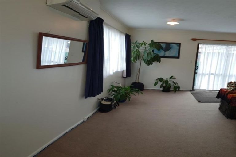 Photo of property in 1270a High Street, Taita, Lower Hutt, 5011
