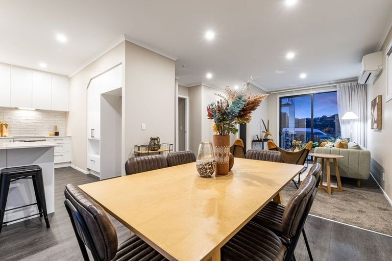 Photo of property in 5 Koreke Close, Kenepuru, Porirua, 5022