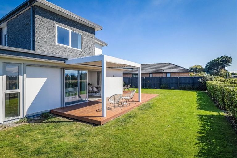 Photo of property in 20 Pistacia Place, Hornby, Christchurch, 8025
