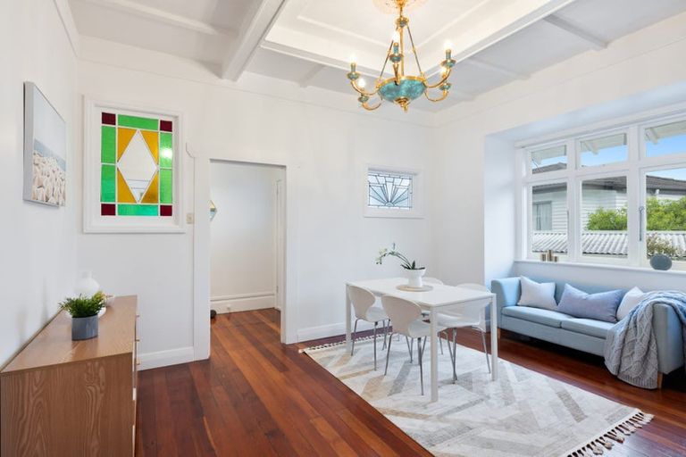 Photo of property in 10a Arawa Street, New Lynn, Auckland, 0600