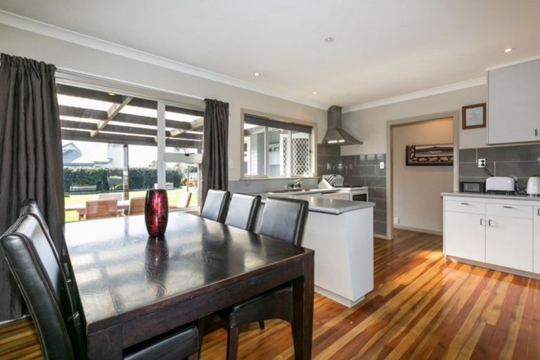 Photo of property in 82 Wycliffe Street, Onekawa, Napier, 4110