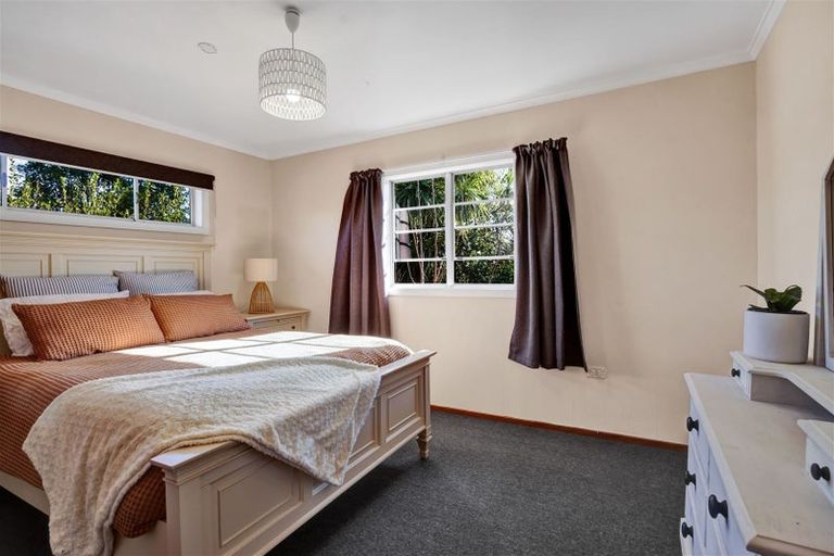 Photo of property in 7a Penrith Street, Westown, New Plymouth, 4310