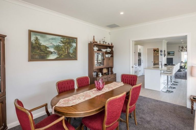 Photo of property in 12 Christow Court, Paraparaumu, 5032
