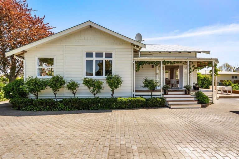 Photo of property in 3 Moeller Street, Taradale, Napier, 4112
