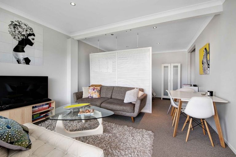 Photo of property in 71 Mckenzie Avenue, Arkles Bay, Whangaparaoa, 0932
