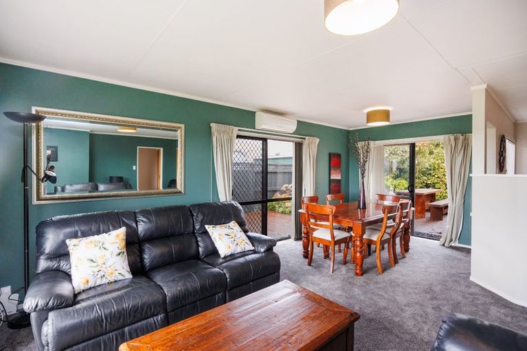 Photo of property in 5 Leander Place, Milson, Palmerston North, 4414