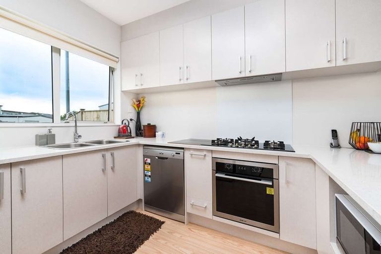 Photo of property in 60 Pencaitland Drive, Flat Bush, Auckland, 2019