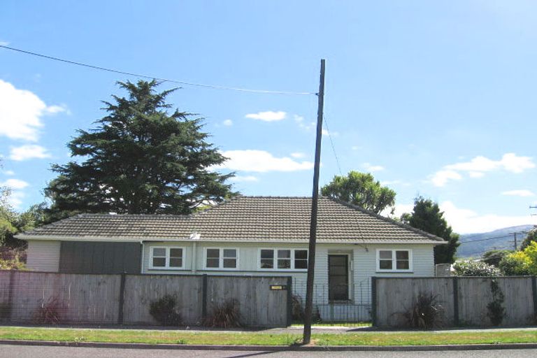 Photo of property in 18 Melrose Street, Wallaceville, Upper Hutt, 5018