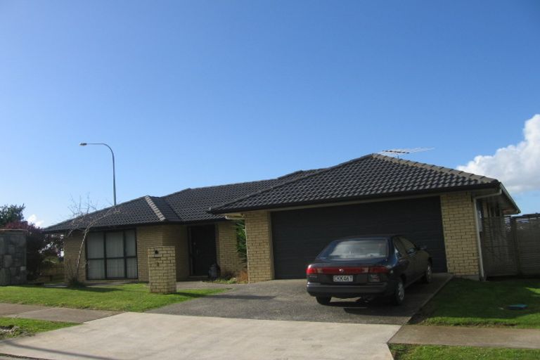 Photo of property in 2 Snave Place, East Tamaki, Auckland, 2013