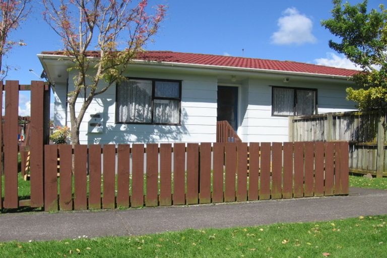 Photo of property in 74d Kenderdine Road, Papatoetoe, Auckland, 2025
