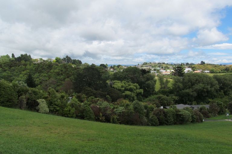 Photo of property in 27 Greenvale Place, Welcome Bay, Tauranga, 3112