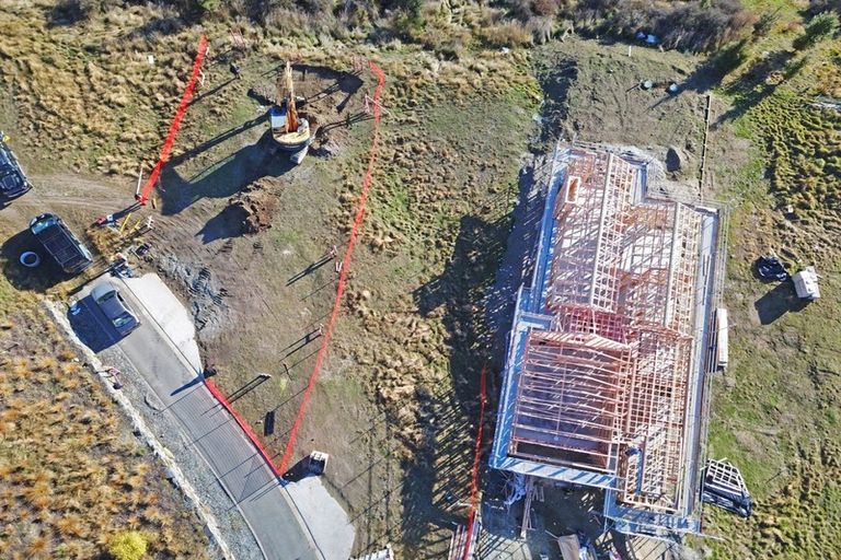 Photo of property in 11a Double Cone Road, Jacks Point, Queenstown, 9371