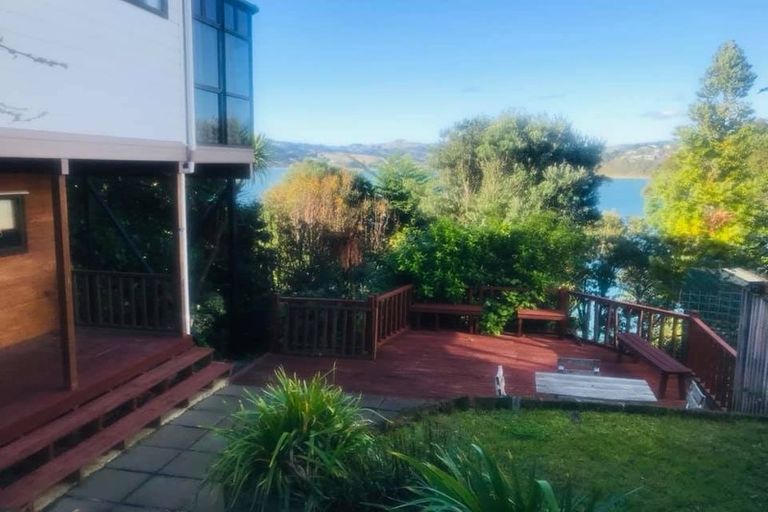 Photo of property in 76 Seaview Road, Paremata, Porirua, 5024
