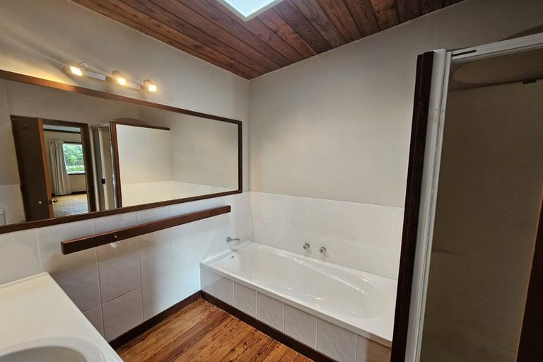 Photo of property in 44 Oceanview Road, Mount Maunganui, 3116