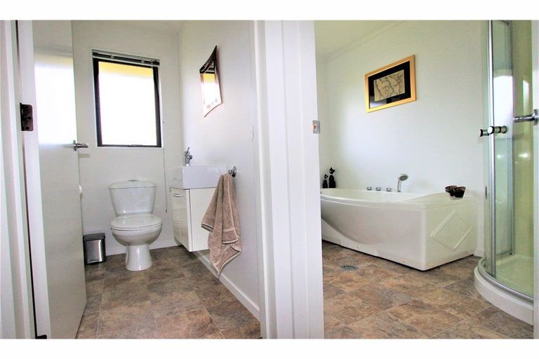 Photo of property in 6 Harakeke Place, Redwoodtown, Blenheim, 7201